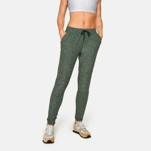 Outdoor Voices Cloud Knit Sweatpants in Hunter Green XL